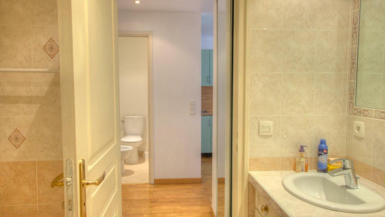 2 Pieces 57 Rue D'Antibes Proche Palais Apartment Cannes Bagian luar foto